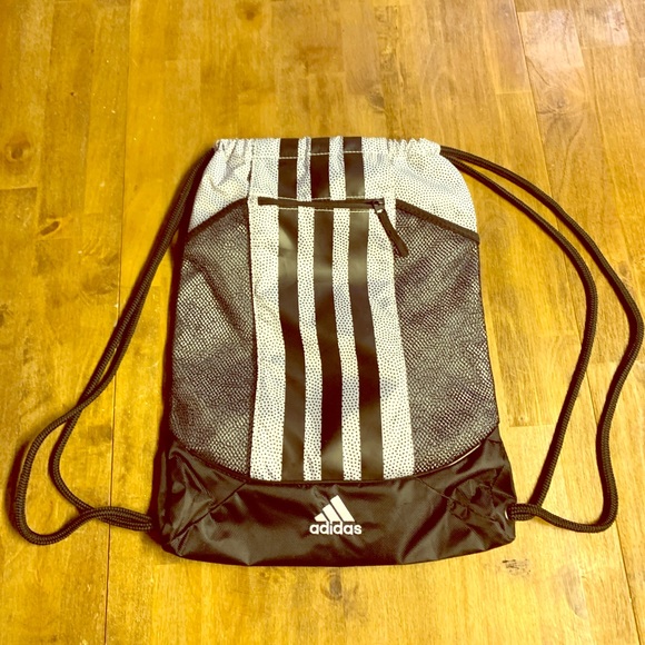 Adidas drawstring bag - Picture 1 of 2